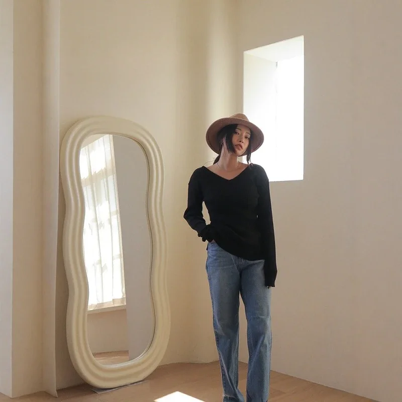 

Modern Cloud Mirror Girls Design, Irregular Korean Style Aesthetic, Wavy Makeup Floor Mirror