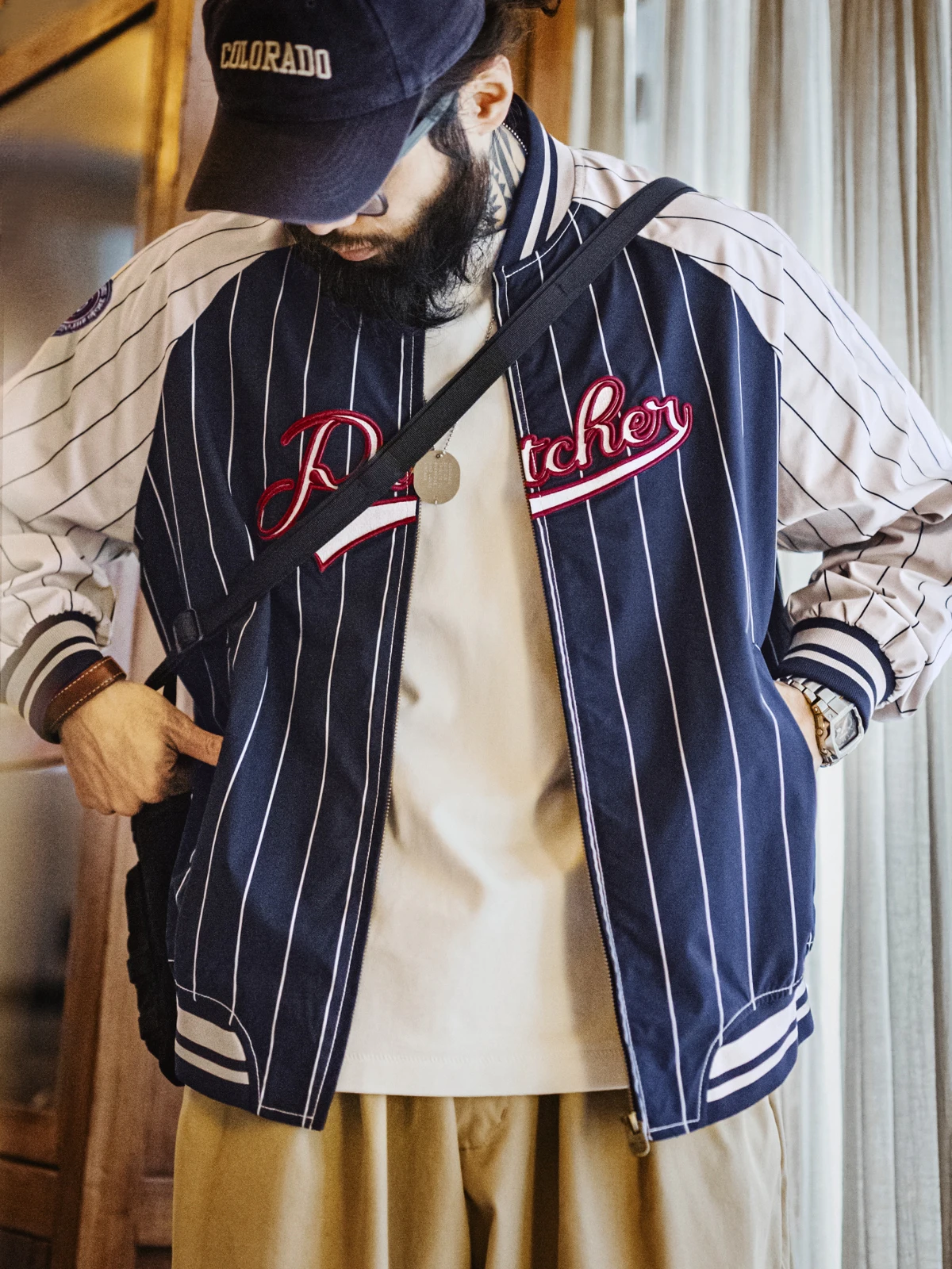 

Мужская куртка-бомбер Maden в американском ретро-стиле с полосками, вышивкой букв, однотонная, повседневная, весенняя, приталенная