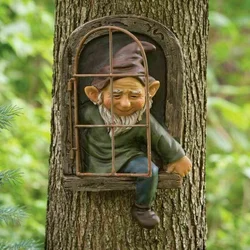 Elf Out The Door/Window Tree Hugger Naughty Garden Gnome Statue Tree Decor