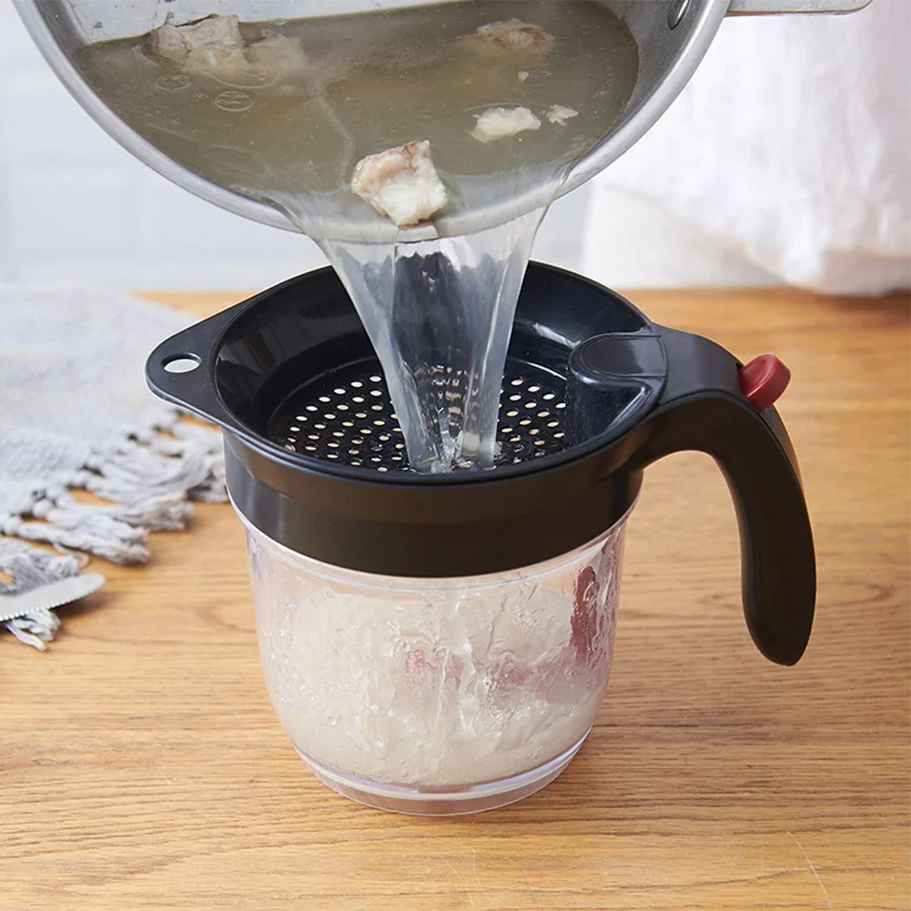 Fat Separator with Easy Bottom Release, Fat Gravy Separator with Strainer, Make Fat-Free Broth for Gravy, Soups and Sauces