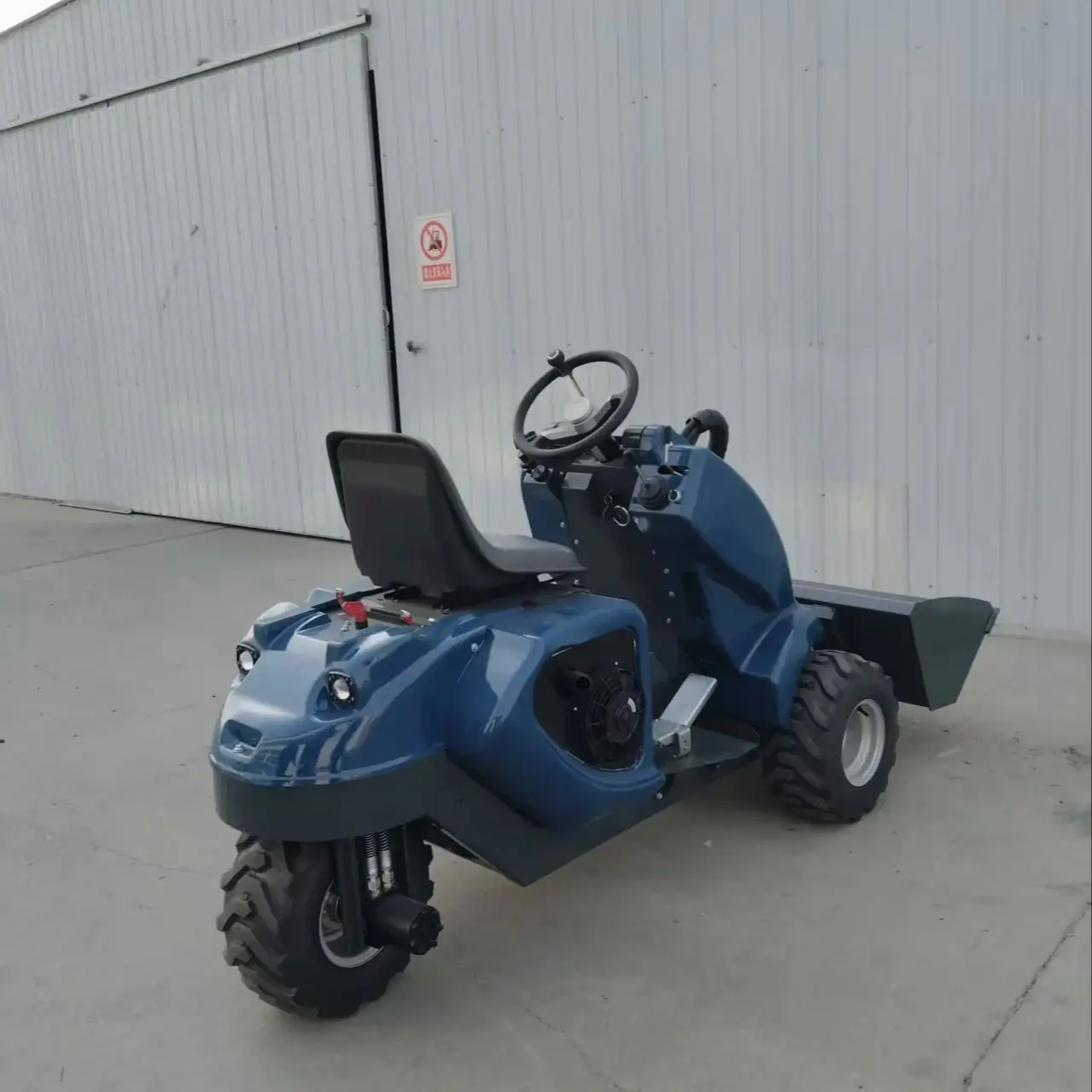 

Bestselling compact three wheel skid steer loader with a wide width bucket used for gardens