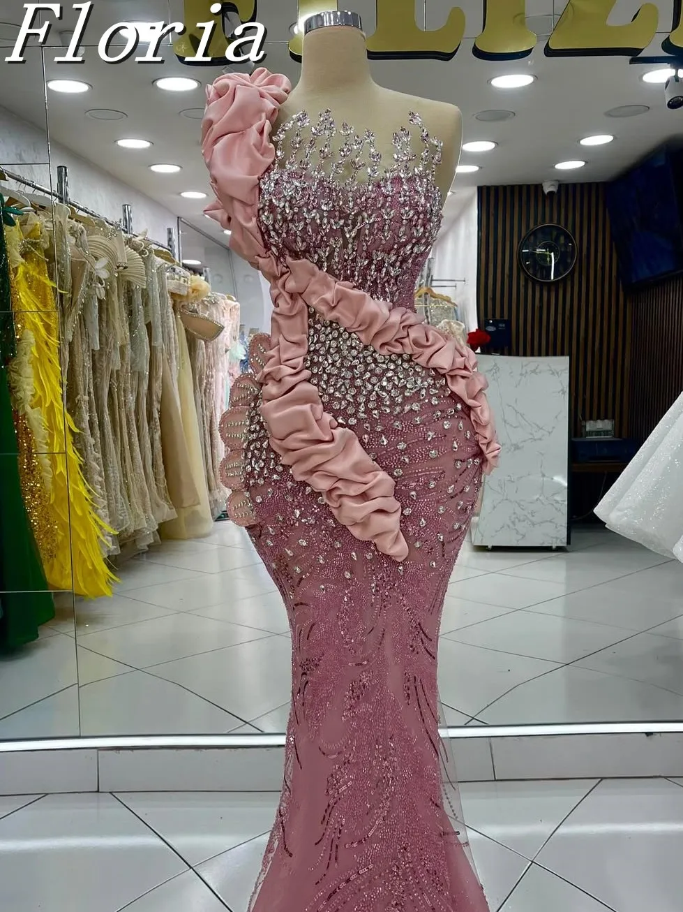 

Dusty Dusty Pink Shiny Prom Dress Long Crystal Sequins Maxi Second Reception Gown Customized Wedding Events Guest Dresses Arabic
