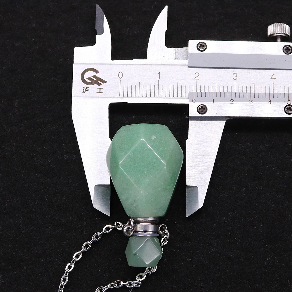 

Exquisite Natural Red Jasper Flash Stone Polished Polygonal Cut Perfume Essential Oil Bottle Pendant Accessory Material Jewelry