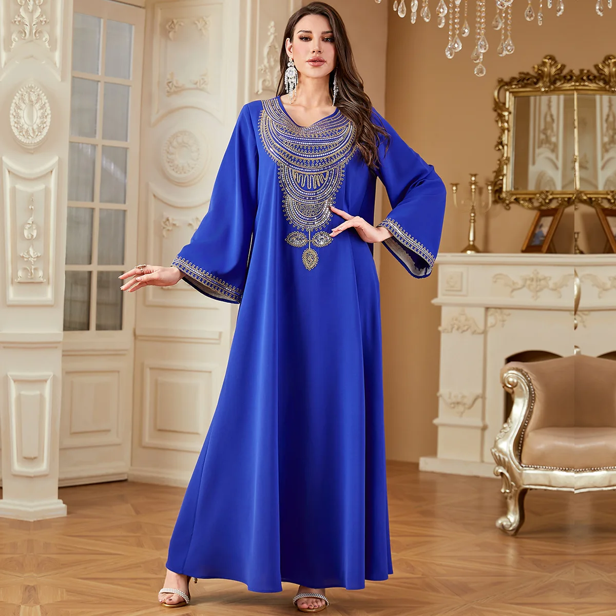 

Ближневосточные мусульманские новые модные женские свободные платья больших размеров с длинными рукавами и вышивкой с круглым вырезом до щиколотки, синие платья, одежда Абая