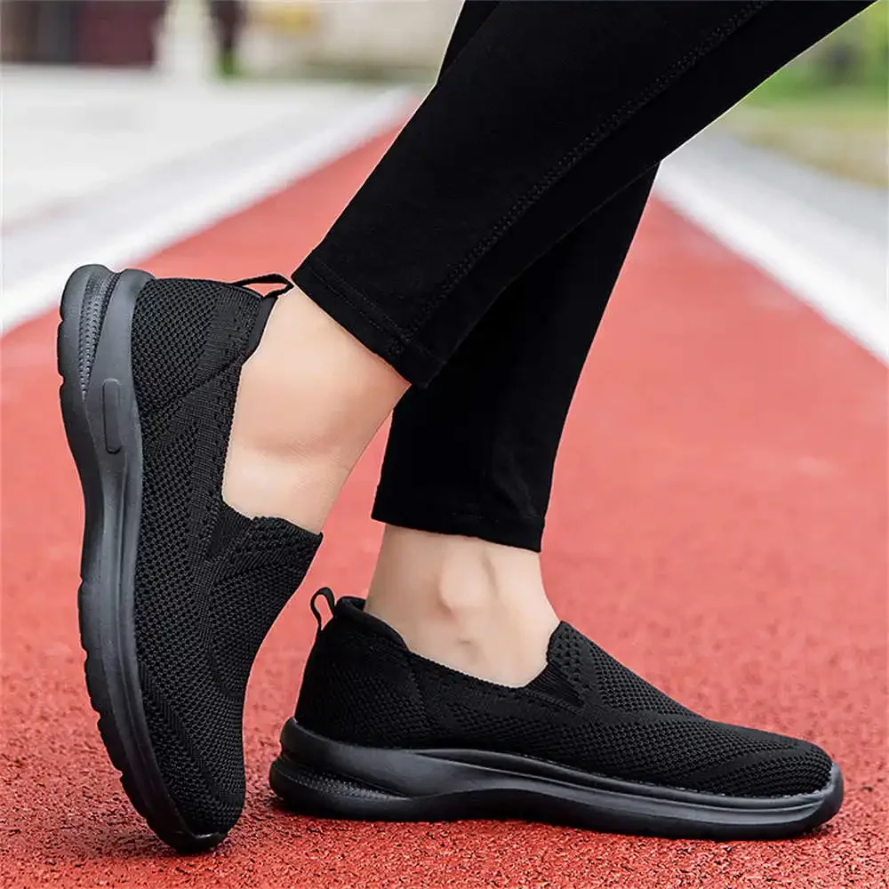 Fabric Plus Size Men Sport Bodybuilding Casual Brown Sneakers Man Red Sports Shoes Badkets Leading School Of Famous Brands