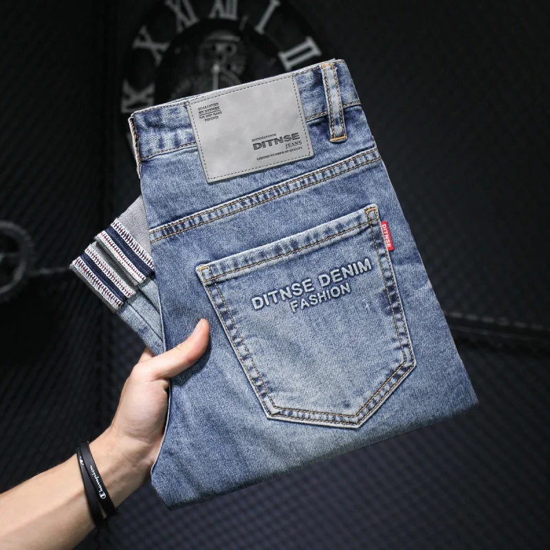 Letter Printed Washed Jeans Men's High-End Light Blue Stretch 2024 Fashion Men's Slim-Fitting Small Straight Trousers