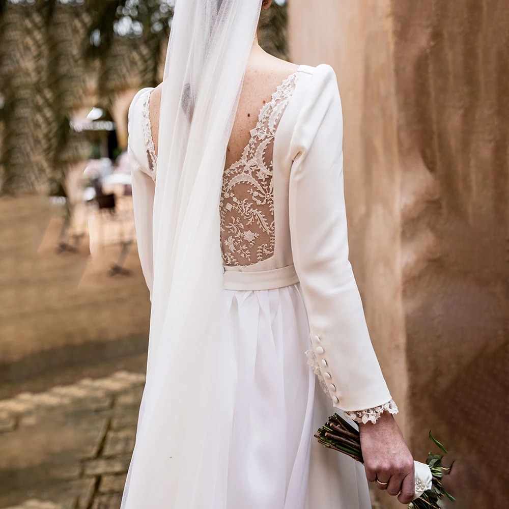 Preço de fábrica victorian recorte laço colher pescoço vestido de casamento uma linha feito sob encomenda chique cetim mangas compridas sem costas vestidos de noiva