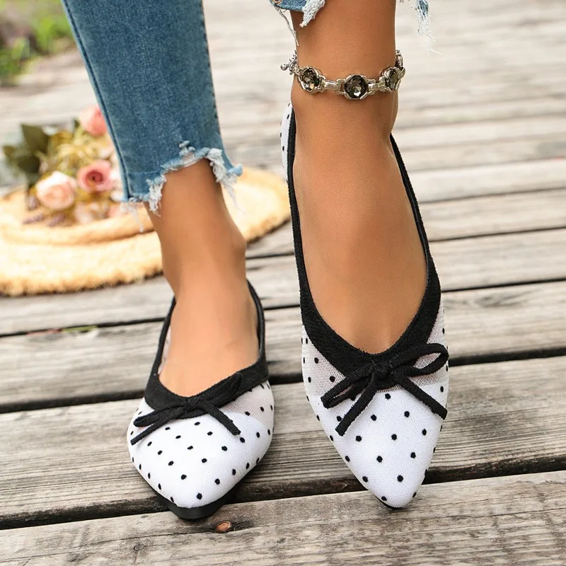 Spring and Autumn Women's Pointed Closed Toe Lightweight Single Shoes Women Wave Point Style Bow Embellishment Low Top Shoes