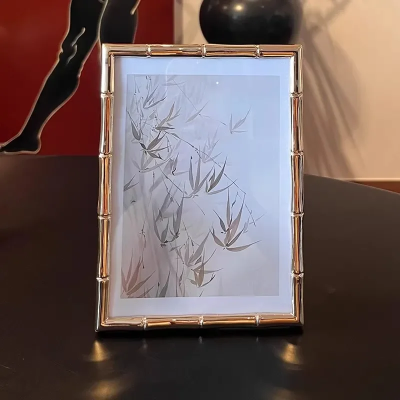 Fashion 6/7inches golden Metal Picture Frames Living room frame aesthetic decoration accessories for home desktop decor