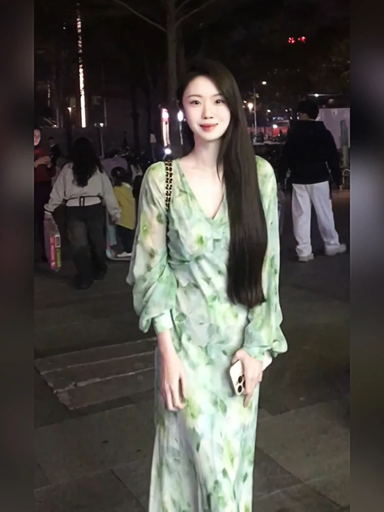 

Женское летнее элегантное длинное платье XZY больших размеров в винтажном стиле с V-образным вырезом и принтом, из шифона, свободного кроя, в корейском стиле, для отпуска