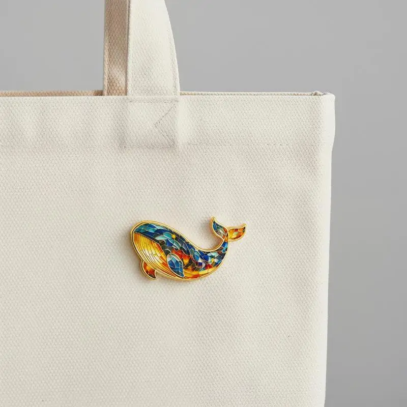 Emaille-Wal-Broschen mit Buntem Mosaikmuster und Goldener Kantenverzierung für Rucksäcke, Jacken, Geschenke für Meeresliebhaber – Detail 4