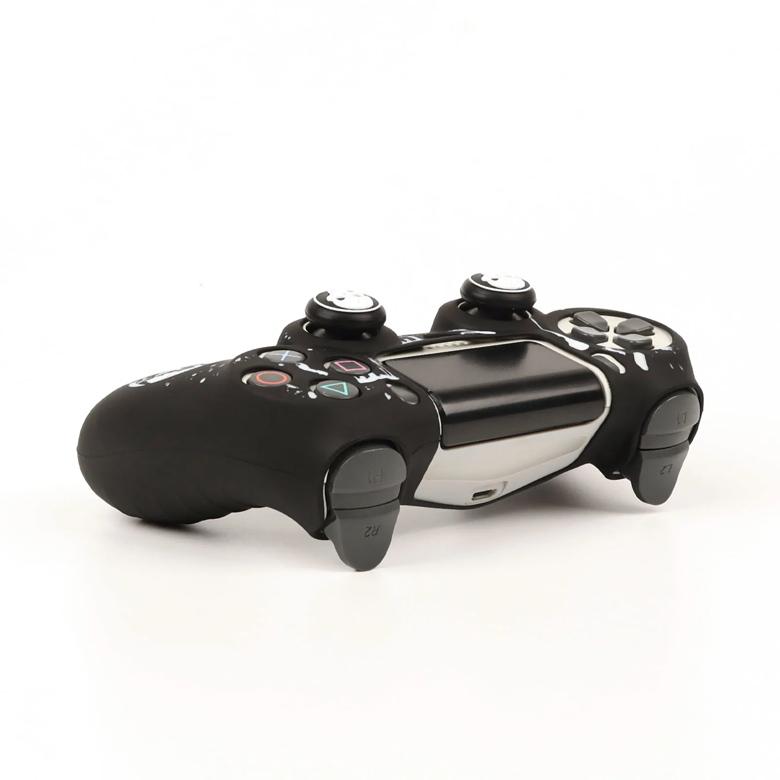 غطاء حماية منقوش بالليزر مع 2 مقابض إبهام من السيليكون لوحدة تحكم PS4 مضادة للخدش والصدمات، ألوان متعددة