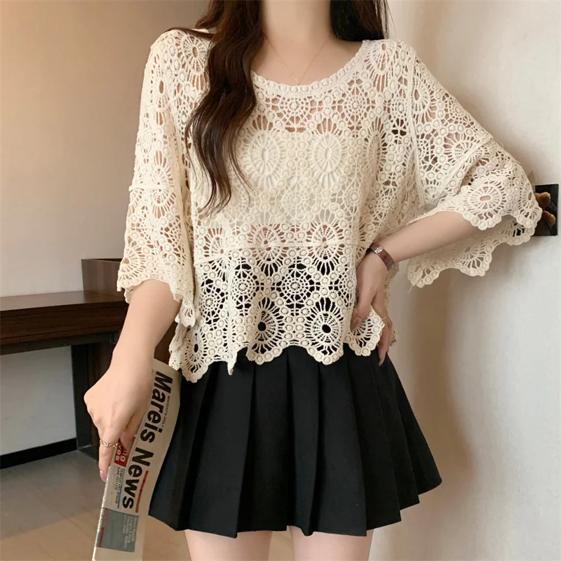 

Summer Three-Quarters Sleeve Crochet Lace Tops Fashion Sexy Hollow Out Beach Vacation Women Shawl Sunscreen Shirt