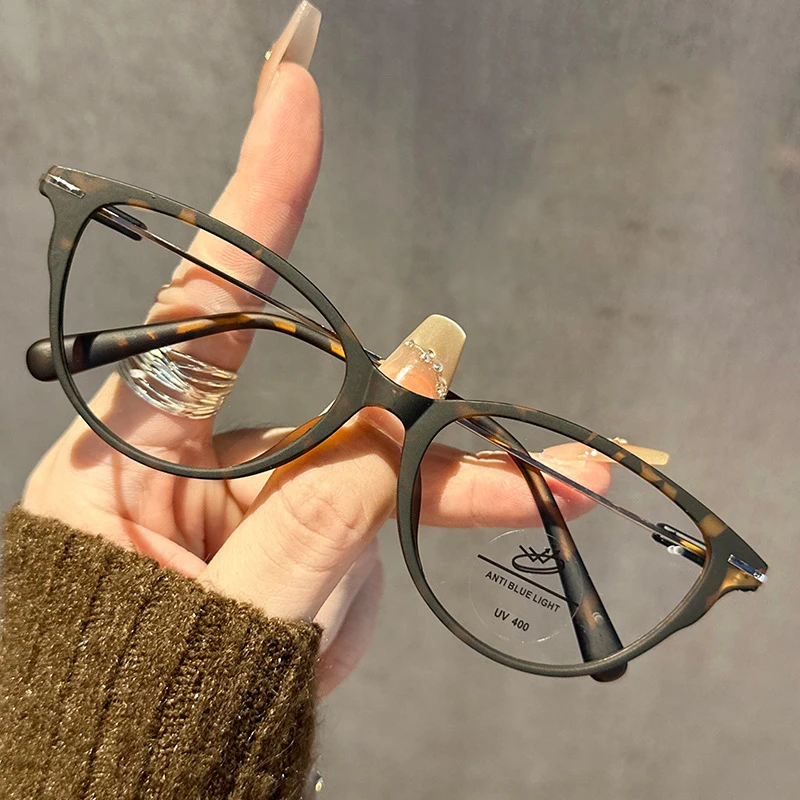 Neue Tr90 Anti-blaues Licht Gläser Für Frauen Retro Kleine Runde Rahmen Cat Eye Brille Rahmen 9026