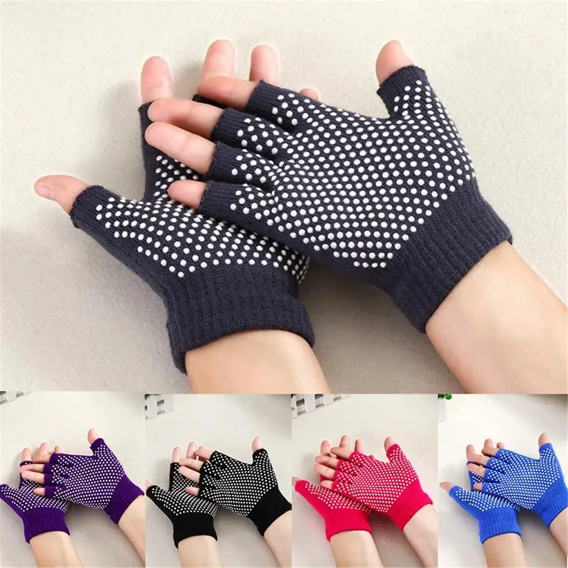 Fitness Gloves Woman Half Finger Girl Short Fingerless Gloves Enhanced Palm Protection Fingerless Workout Gym Gloves With Wrist