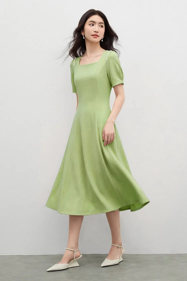 SENTUBILA Damen Einfaches A-Linien-Kleid 2026 Sommer Büro Elegantes Kleid mit Quadratischem Ausschnitt und Perlenketten-Detail Kurzarm Q62LI6575X – Detail 15