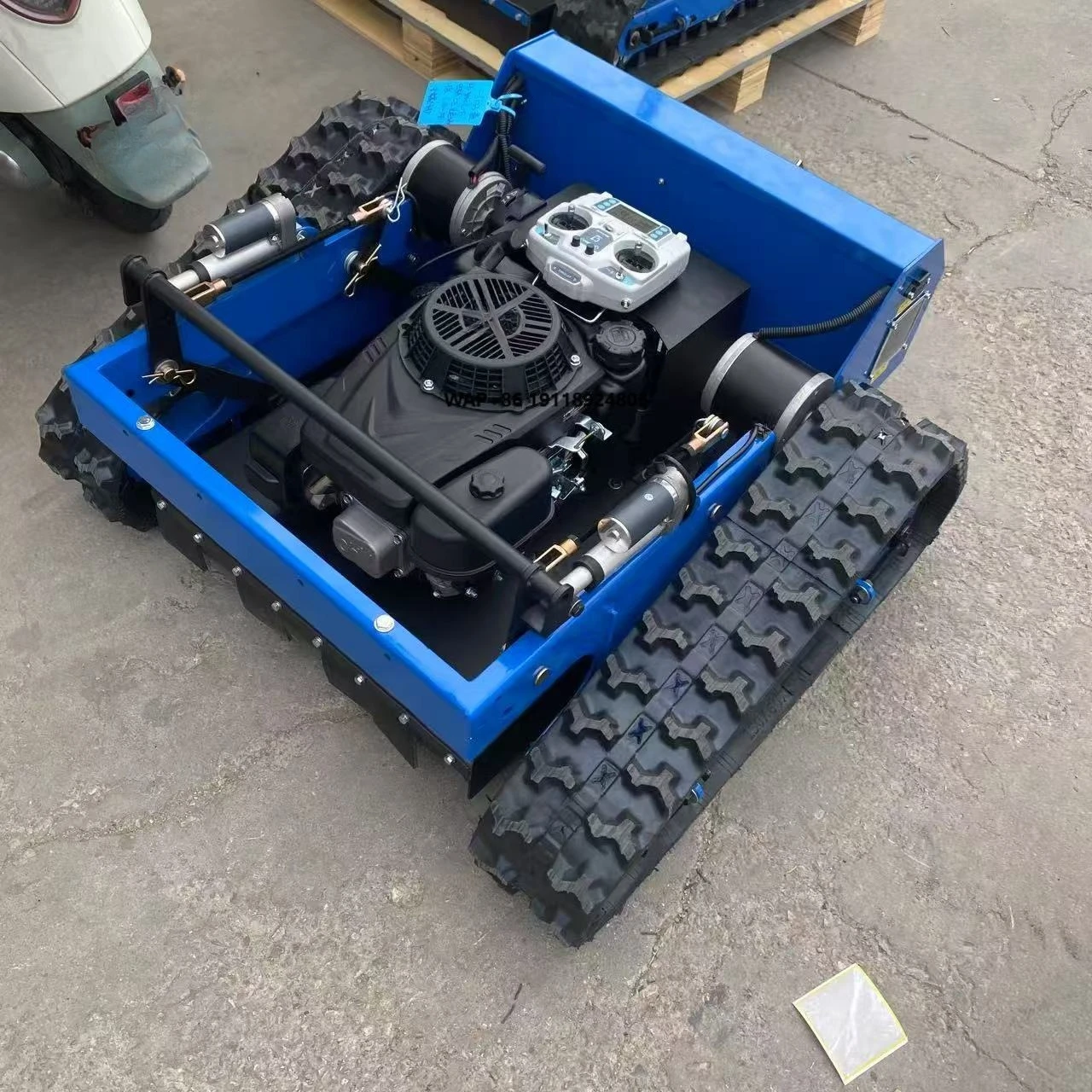 55cm Cutting Width Remote Control Reel Mower Garden Crawler Petrol Lawn Mower CE ISO Certified