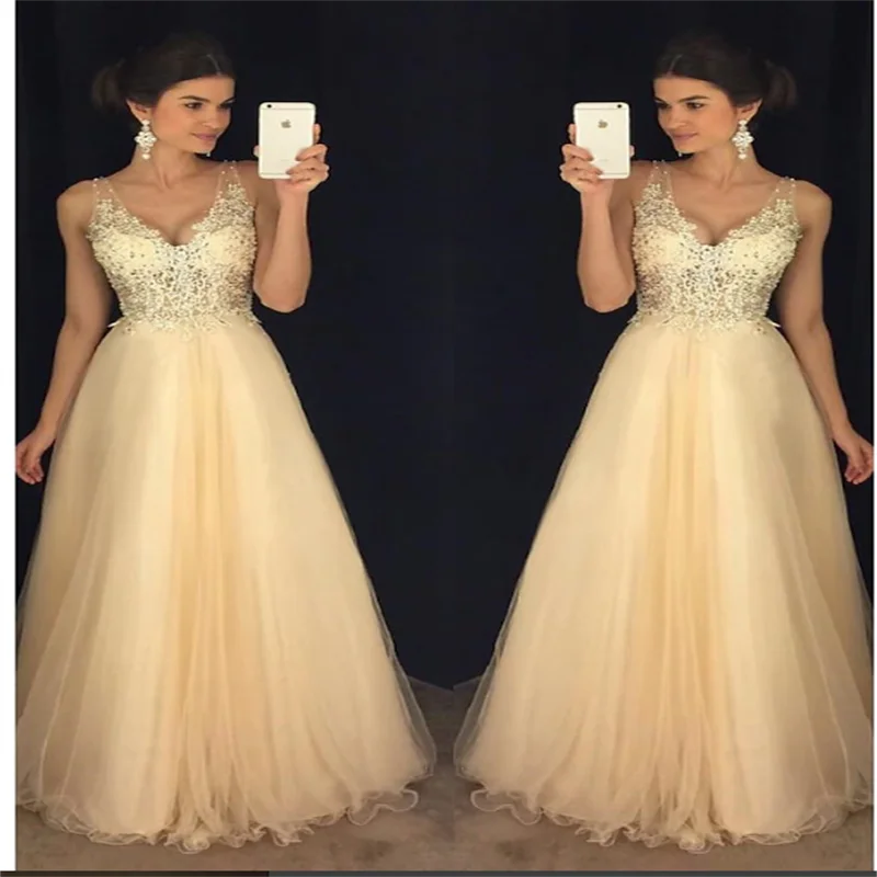 A-Linie, goldfarbene Ballkleider, Paillettenkleid, formelle Hochzeitsgäste, bodenlang, ärmellos, V-Ausschnitt, Tüll, V-Rücken mit Perlenapplikationen
