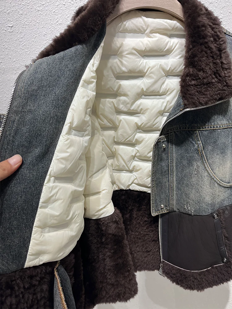 秋冬の女性のデニムホワイトダックダウンコート天然本物のラム羊の毛皮の襟付き女性アウター高級女性ジャケット