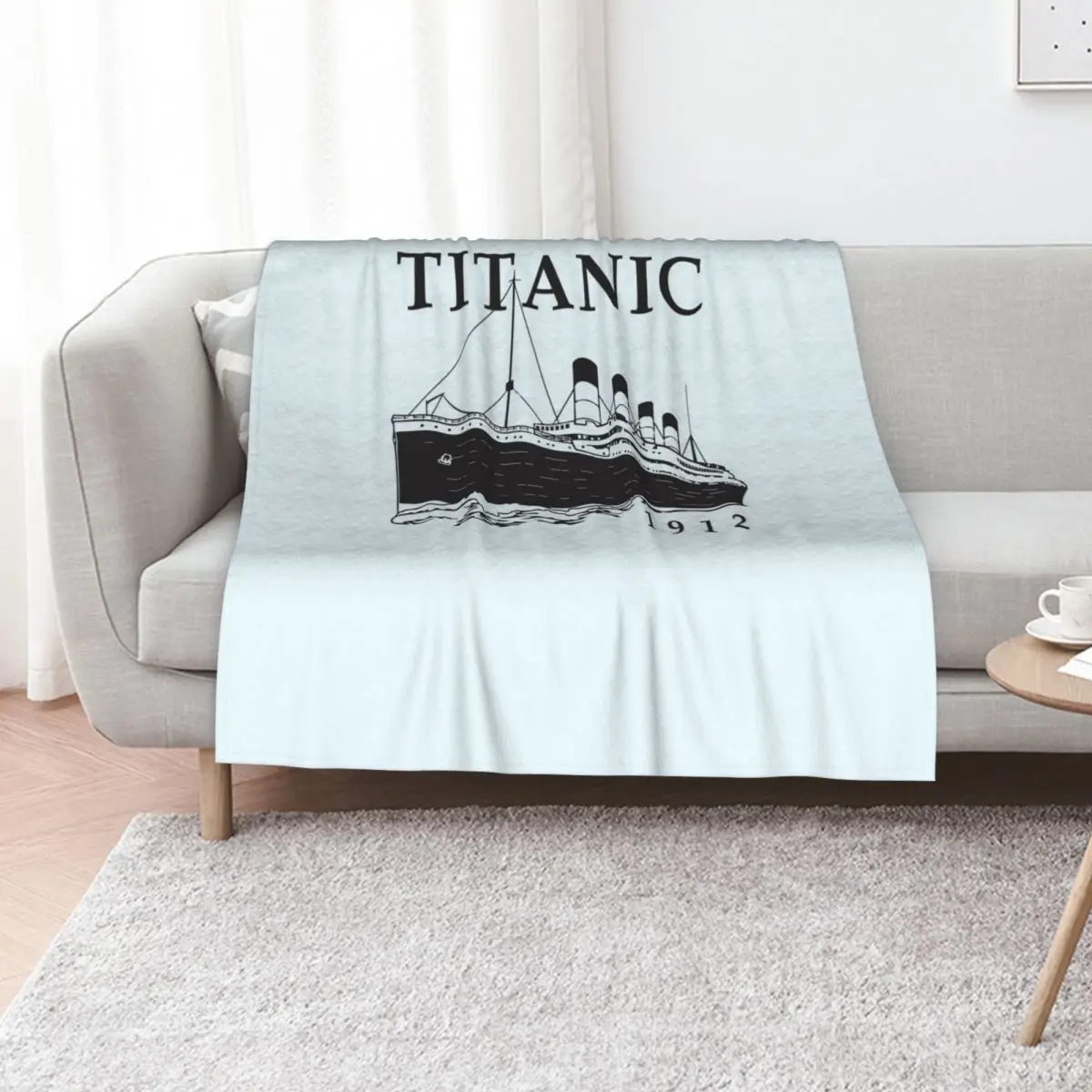 Titanic Queen of the Ocean Vintage Cruise Sinking Ship Atlantic Voyage Throw Blanket Summer Furry Cute Plaid Blankets