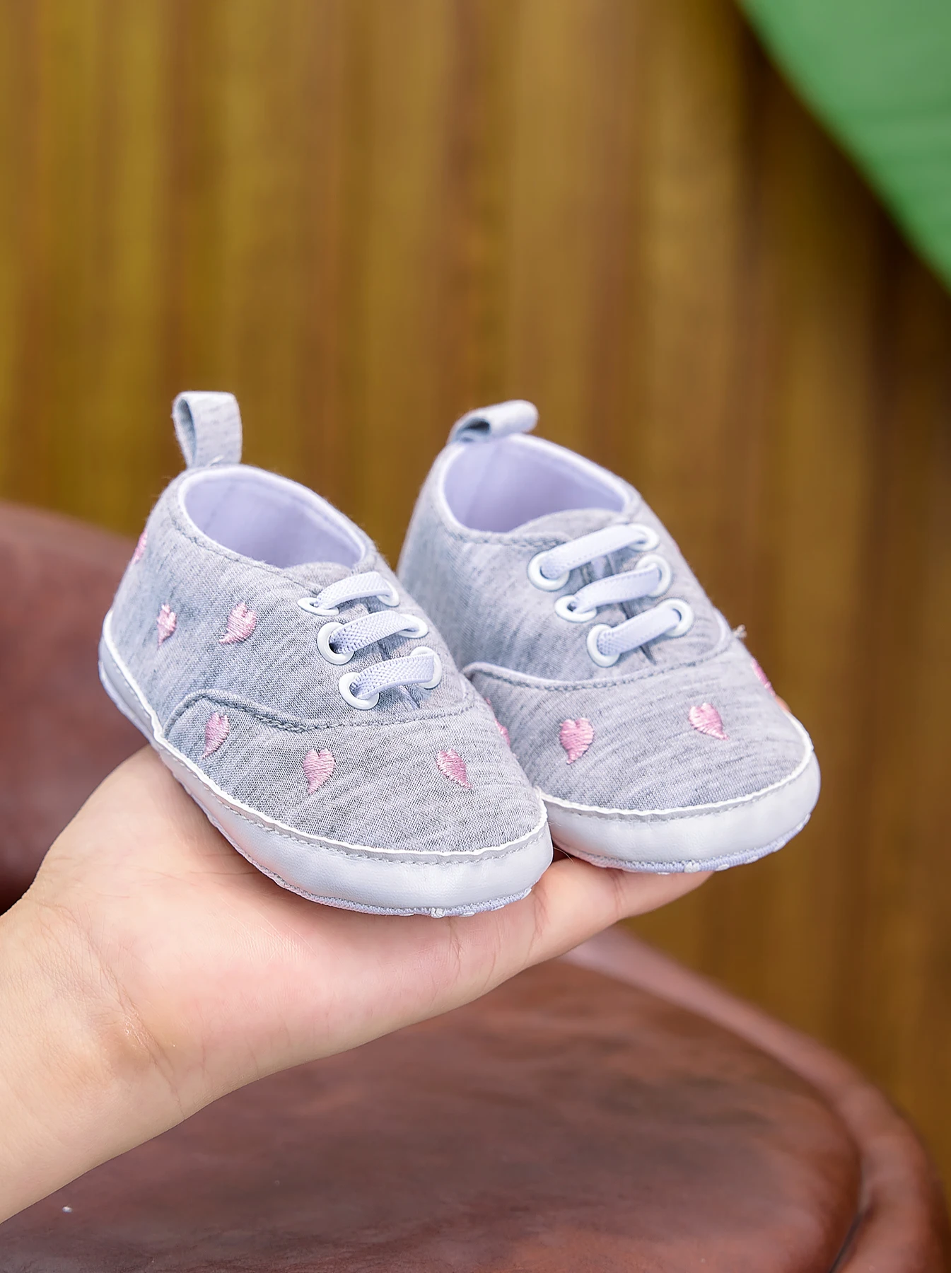 Baby Water Drop Embroidered Canvas Shoes, Soft-Soled Non-Slip Baby Pre-Walking Shoes, Casual Walking Shoes for Boys and Girls Aged 0-1 Years