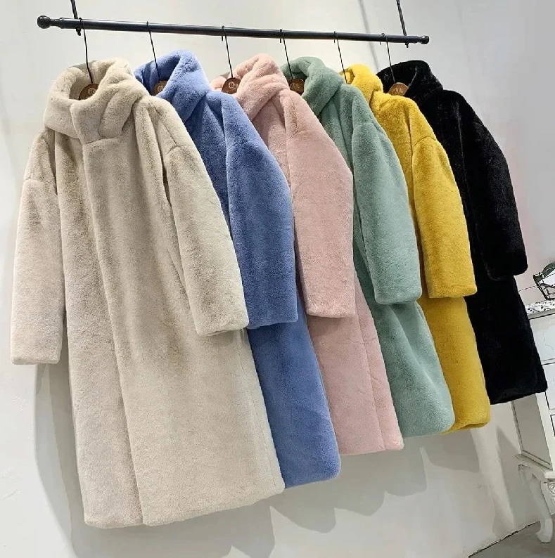 سترة نسائية شتوية موديل 2025 بقلنسوة من الفرو الصناعي: معطف طويل سميك مع حزام، ملابس خارجية فاخرة دافئة من الفرو #4