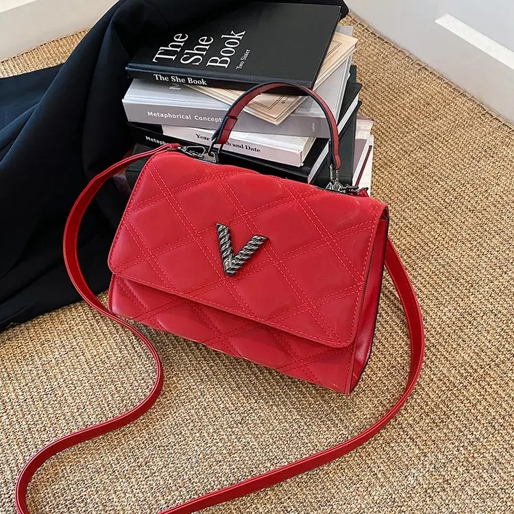 

Elegant Textured Leather Handbag For Women Luxury Designer Crossbody Large Capacity Diaper Bag For Commuter Simple Chic Tote