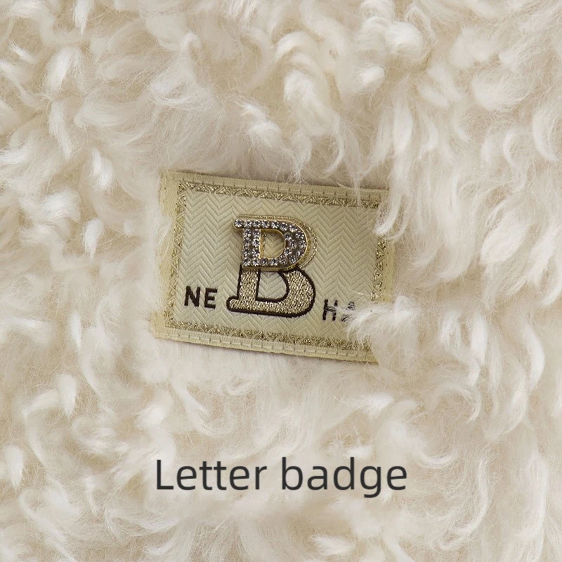 เสื้อโค้ทผู้หญิง Amii รุ่นปี 2025 สำหรับฤดูหนาว สไตล์มินิมอล คอทรงโอ ทรงหลวม เสื้อคลุมผู้หญิง ดีไซน์หรูหรา แขนยาว ซิปสั้น รุ่น 12514003