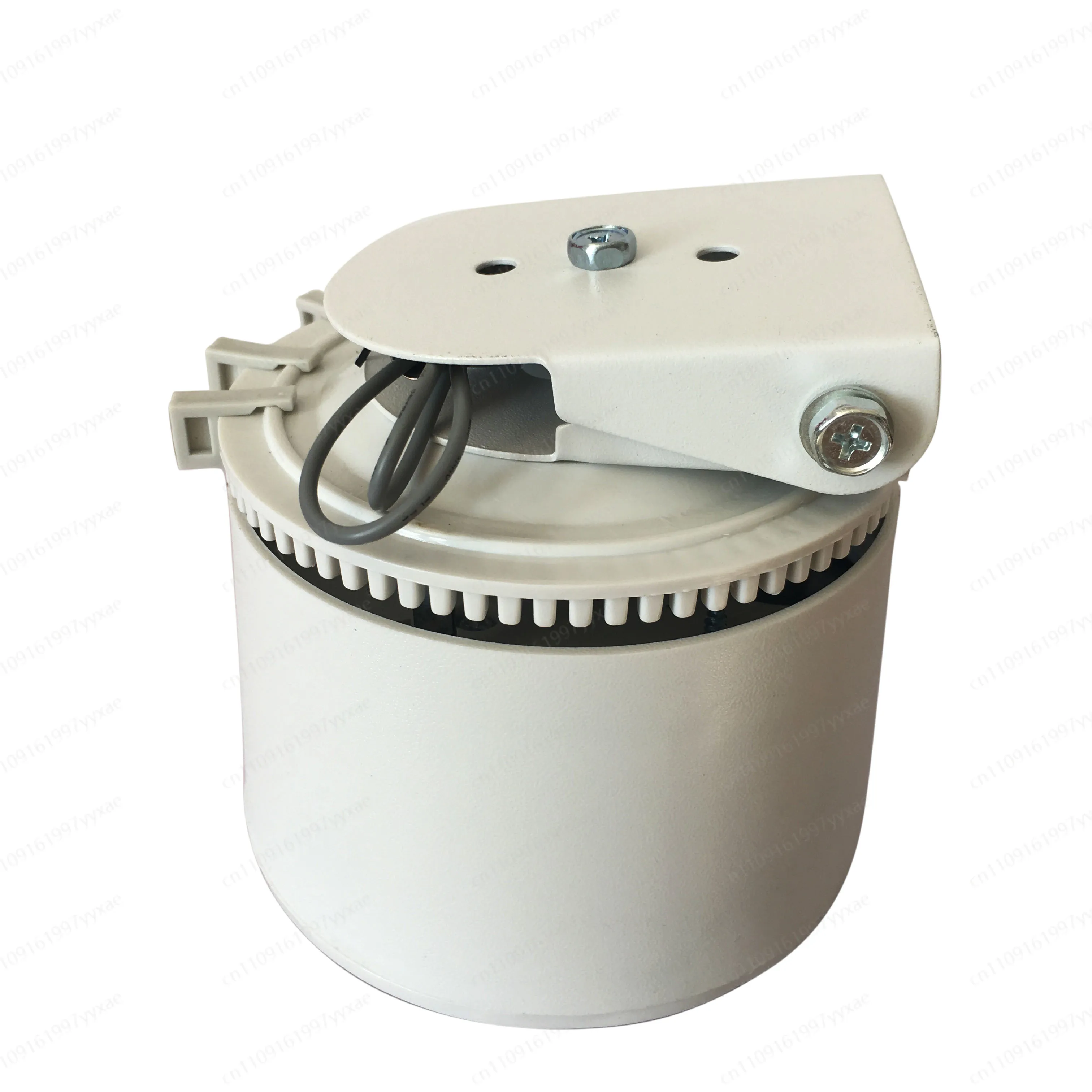 

Профессиональная система стабилизации съемки в помещении: электрический кардан + регулируемый кронштейн.