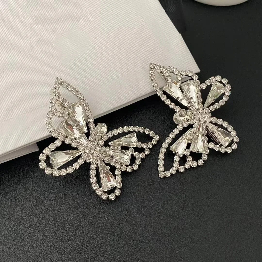 New European and American style temperament fashionable butterfly crystal hairpin, elegant design high-end hairpin hair accessor