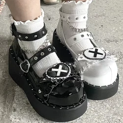 Punk catena di metallo piattaforma Lolita scarpe donna pelle verniciata Mary Jane scarpe donna stile giapponese tacchi piatti cinturini alla caviglia scarpe