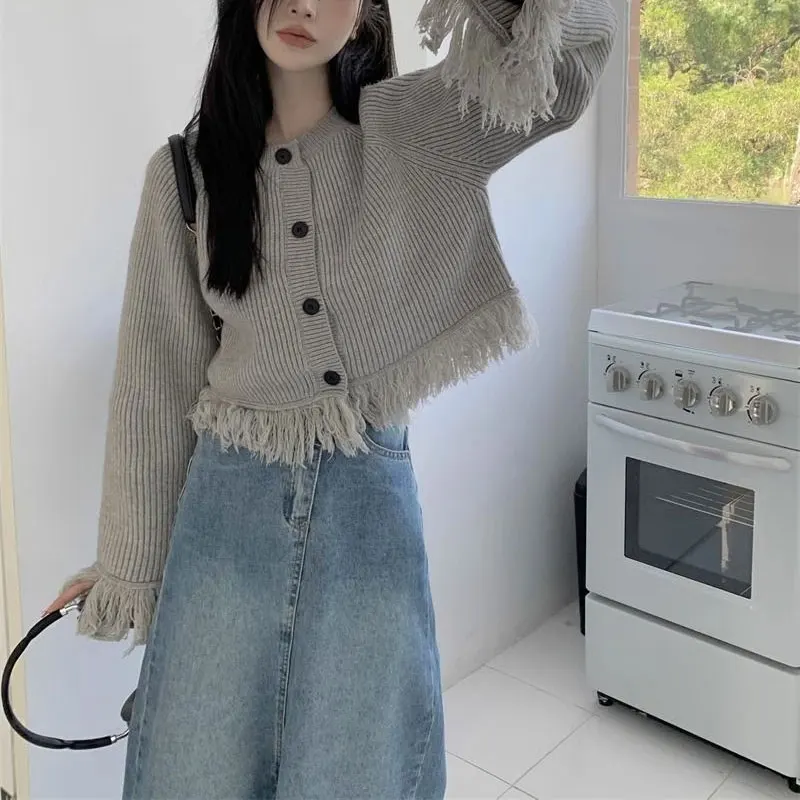 Fashion Tassel Spliced Loose Sweaters Vintage Autumn Winter Solid Color Women\'s Clothing Commute Round Neck Knitted Cardigan New