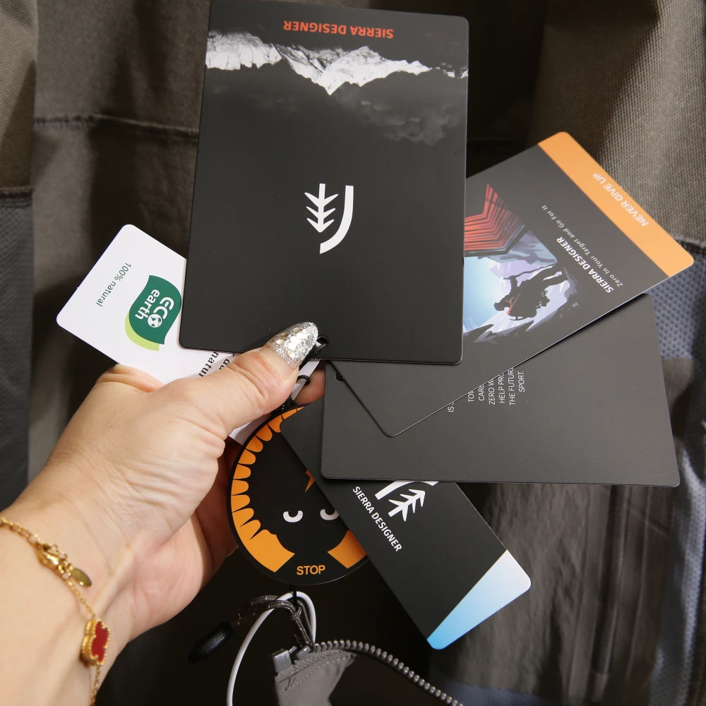 

3D Tailored Men's Outdoor Jaet Windproof Water Resistant Wear Resistant Soft ell Stand Collar Long Sve Zipper Closure