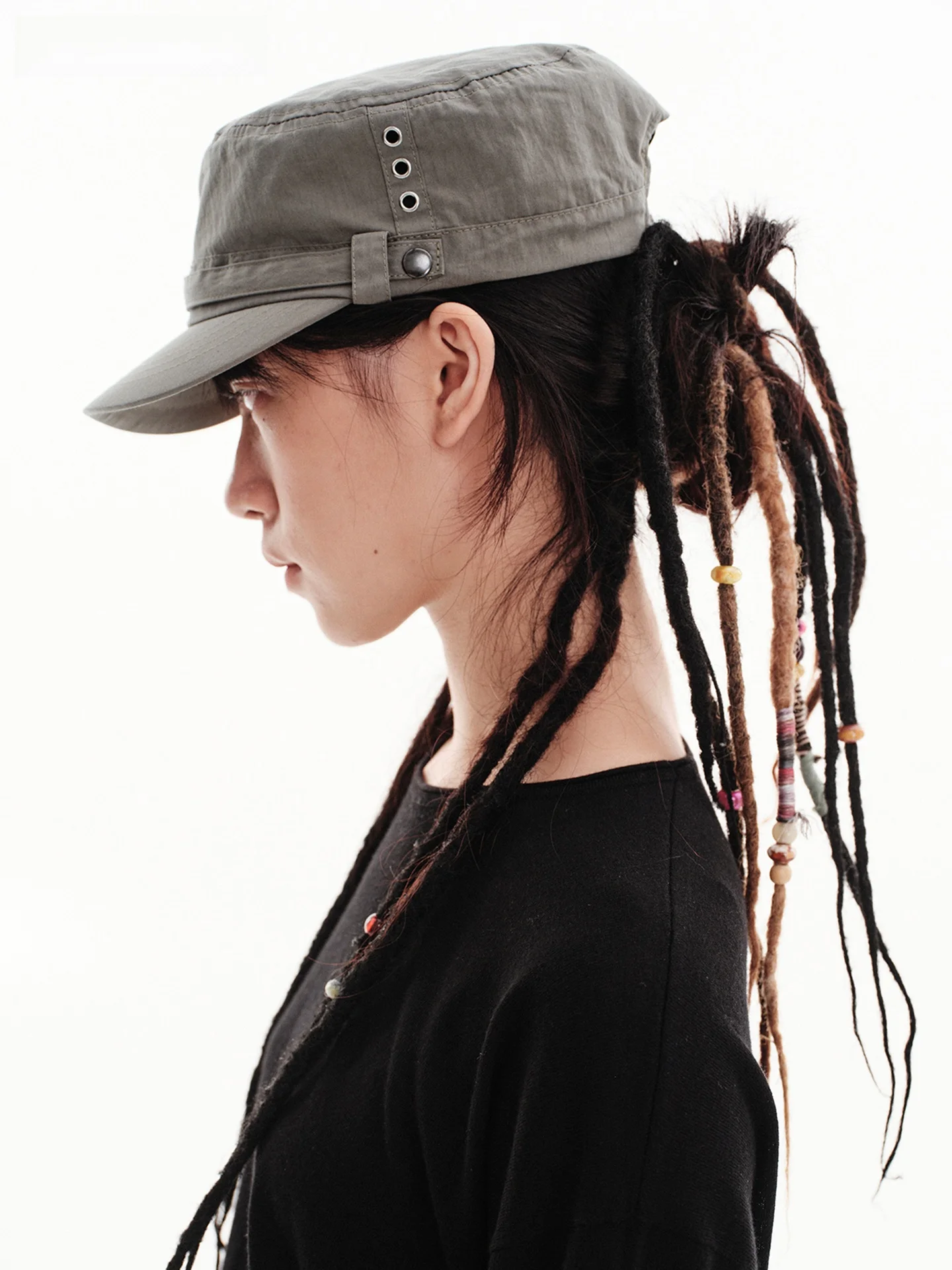 berretto-militare-a-tesa-piatta-ad-asciugatura-rapida-unisex-in-cotone-adatto-a-tutte-le-stagioni-un-accessorio-alla-moda-e-pratico-prodotto-da-orrom