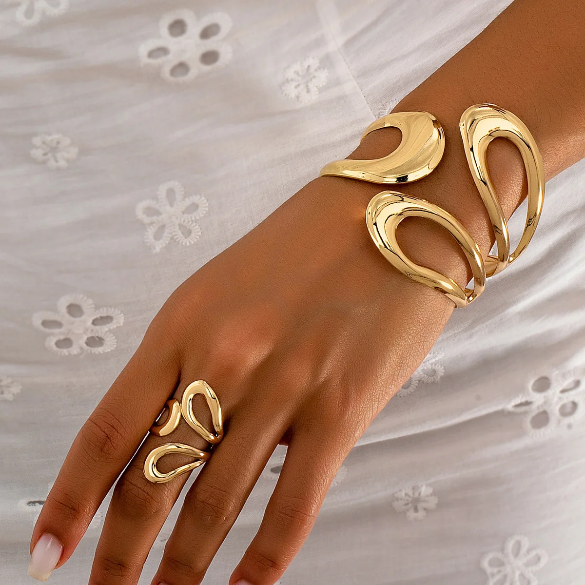 Vintage Geometric Jewelry Set 1