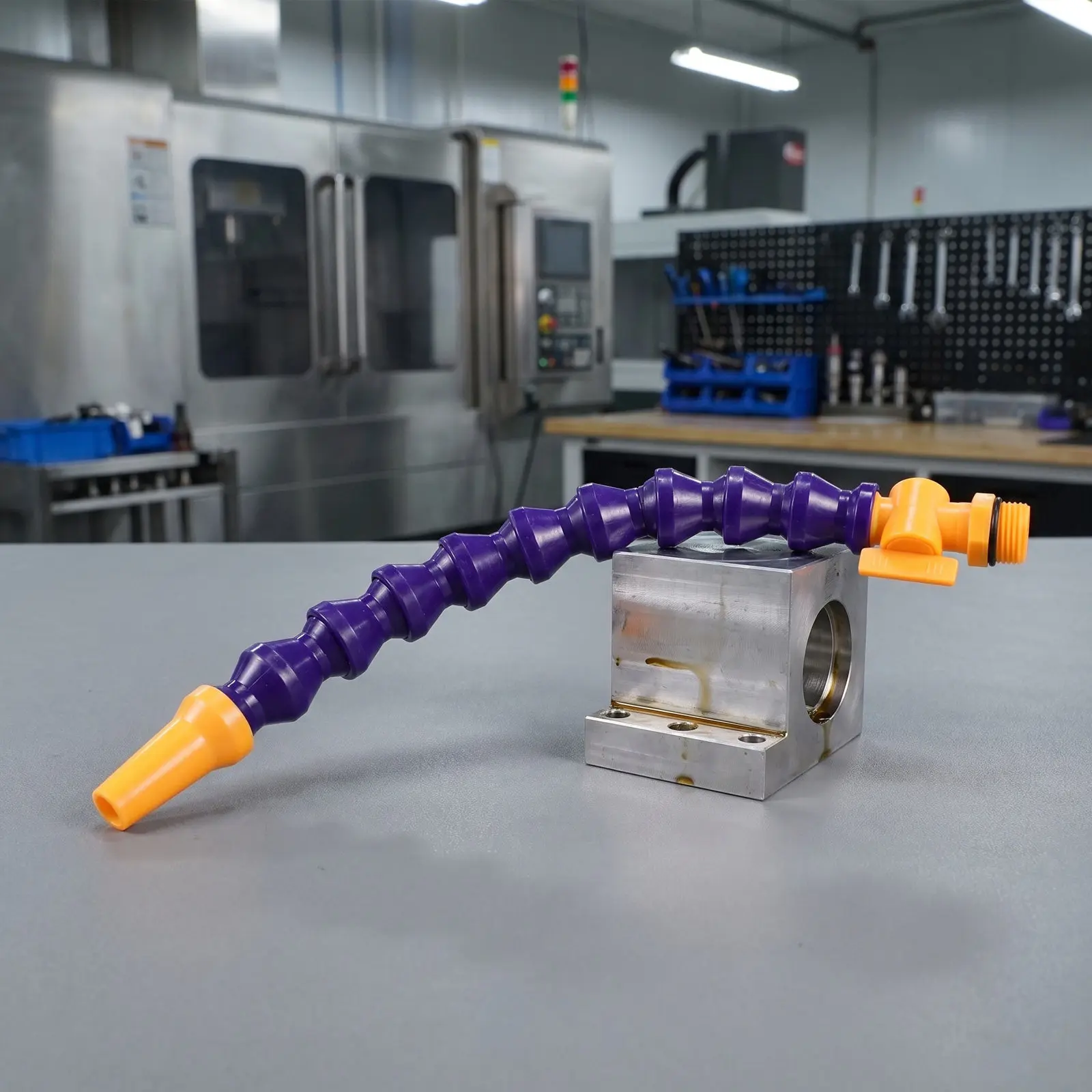 Cnc Lathe Flexible Coolant Pipe Threaded Hose Swivel Joint High Temperature Resistant Water Oil Cooling System Connector Plastic