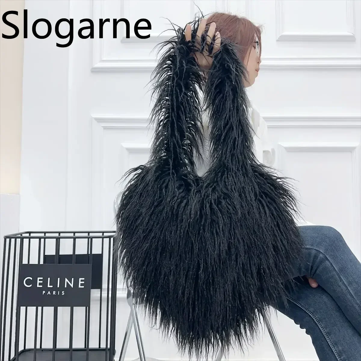 Elegant Mongolia Fur Underarm Bag Women Luxury Faux Fur Handbag Ladies Fluffy Shoulder Bag New Furry Heart Tote Messenger Bags