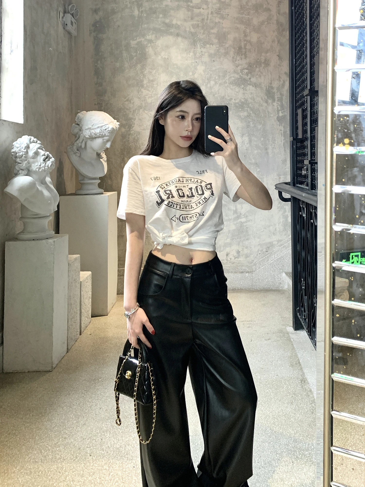 

Женская летняя футболка с круглым вырезом и ретро-принтом, повседневная свободная универсальная модель в стиле Home Fashion