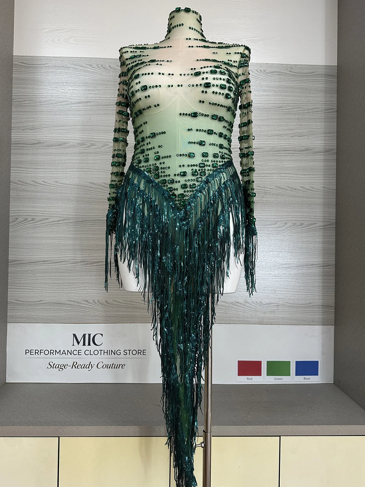 Women Emerald Green Rhinestone Fringe Mesh High Neck Long Sleeve Hi-Low Dress Showgirl Stage Costume Drag Queen