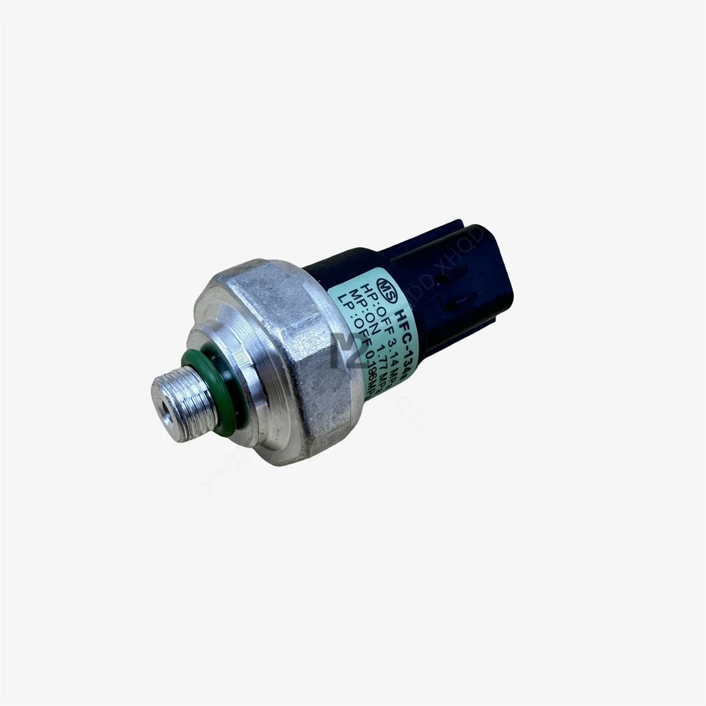 

8108121U1010 SWITCH ASSY-TRIPLE For JAC J3 J4 J5 J6 Rein C190 Air Conditioning Pressure Switch Sensor