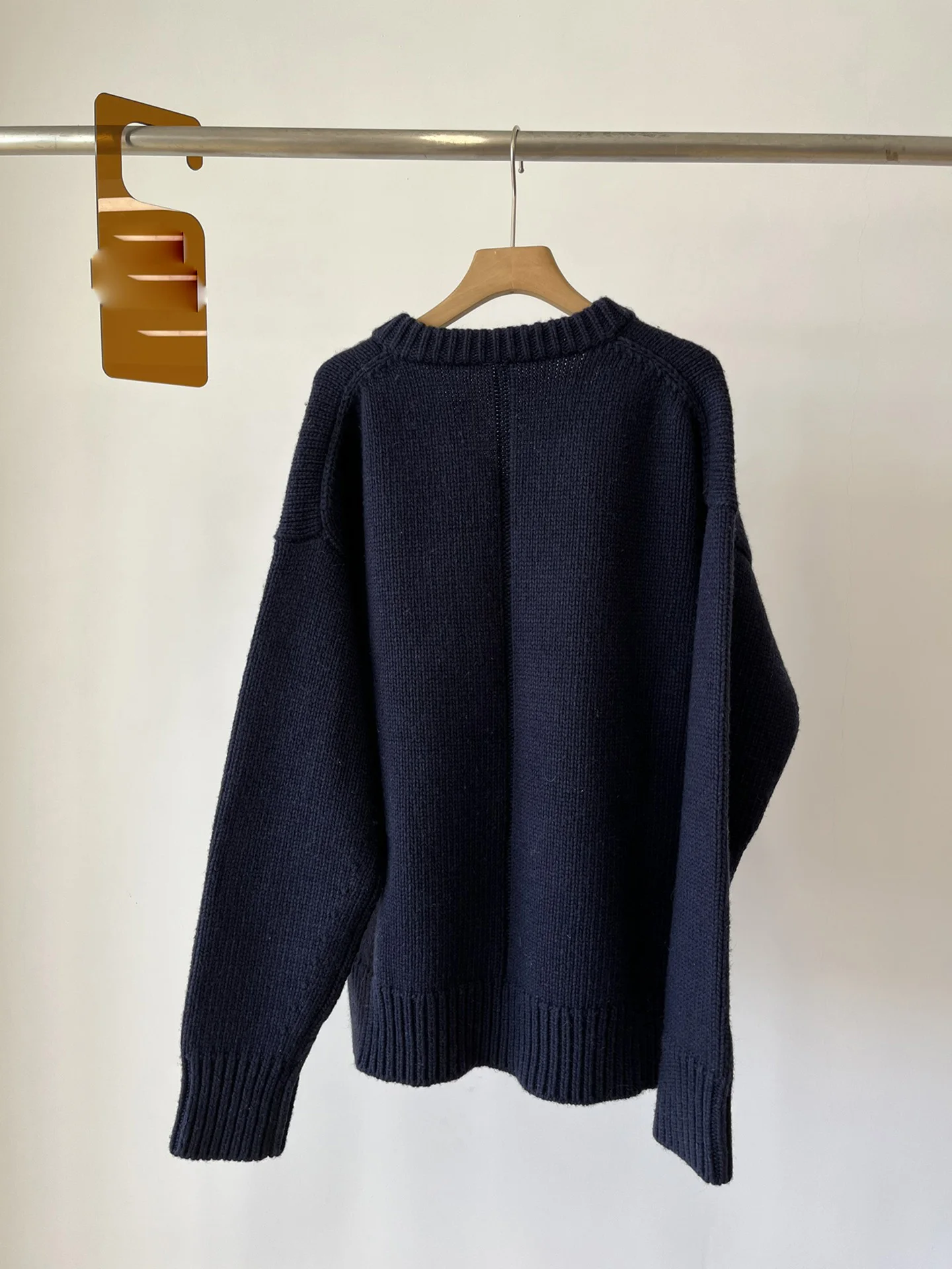 Women's Clothing  Heavy blue v-neck sweater, 65% merino wool, 35% cashmere