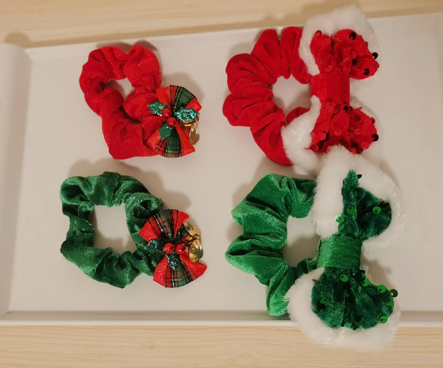 Dickdarm-Stirnband, Pferdeschwanz, Gummiband