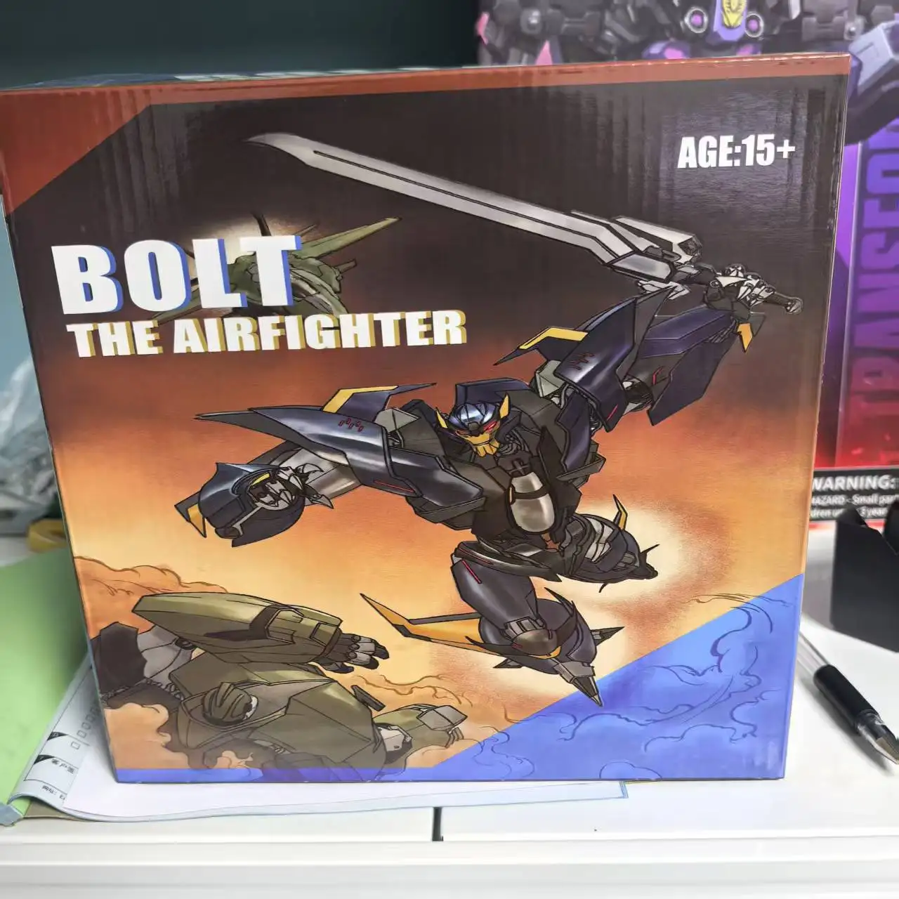 transforming-toy-apache-gear-factory-tfp-titan-leader-shock-wind-boxed-model-with-bonus-item