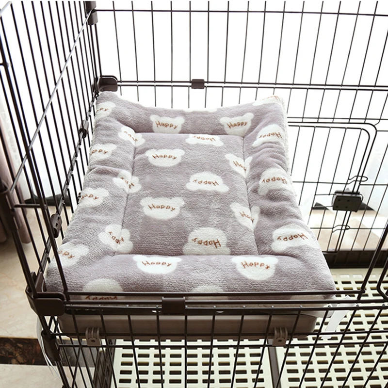 Soft Dog Bed Flannel Thickened Pet Sleeping Blanket Bed For Puppy Dog Cat Sofa Cushion Kennel Mat Winter Warm Pets Mat Cover