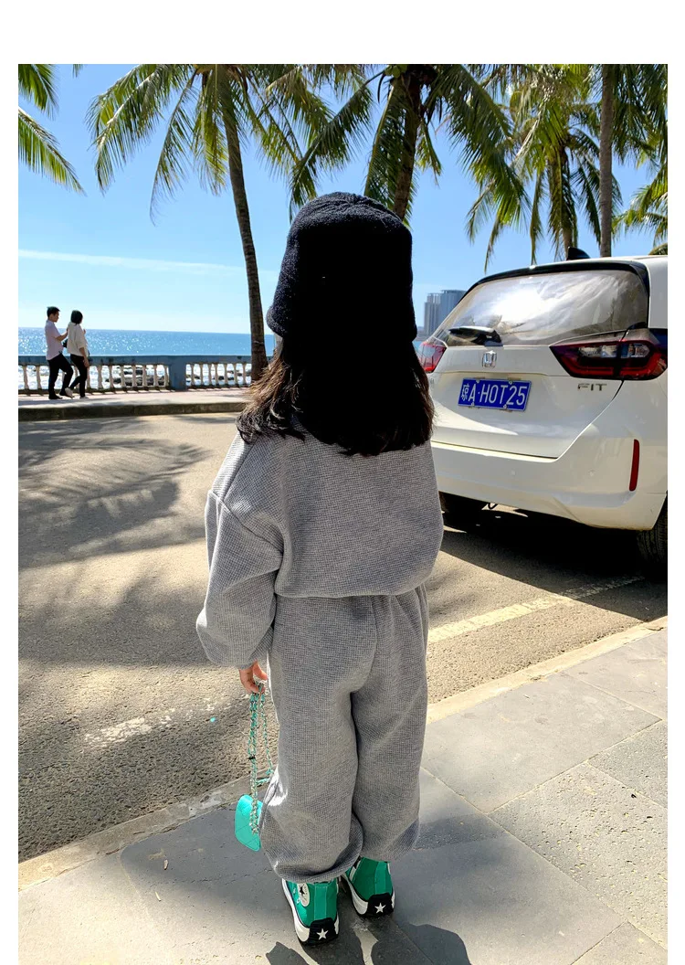 2026 Frühling Kinderkleidung Rundhals-Langarm-Pullover für Jungen und Mädchen Trendige Baby-Mode Kinderbekleidung 2-teilig – Detail 31
