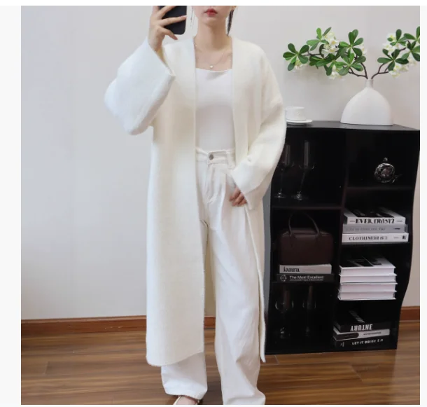 

Женский бархатный вязаный кардиган из искусственной норки, осень-зима 2025 года, новая корейская версия, свободное длинное темпераментное однотонное пальто