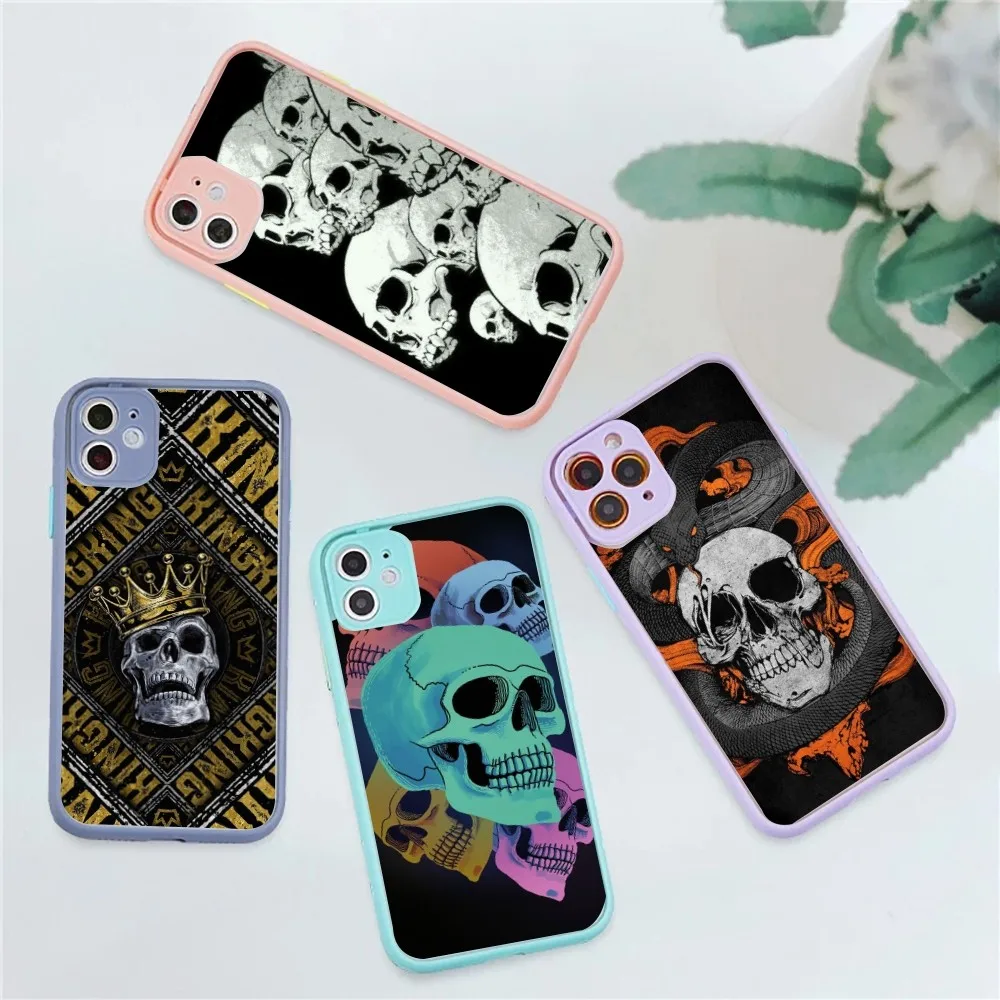 

Horror Skull Mousepad for iPhone 14 11 12 13 Mini Pro Max 8 7 Plus X XR XS MAX Translucent Matte Cover