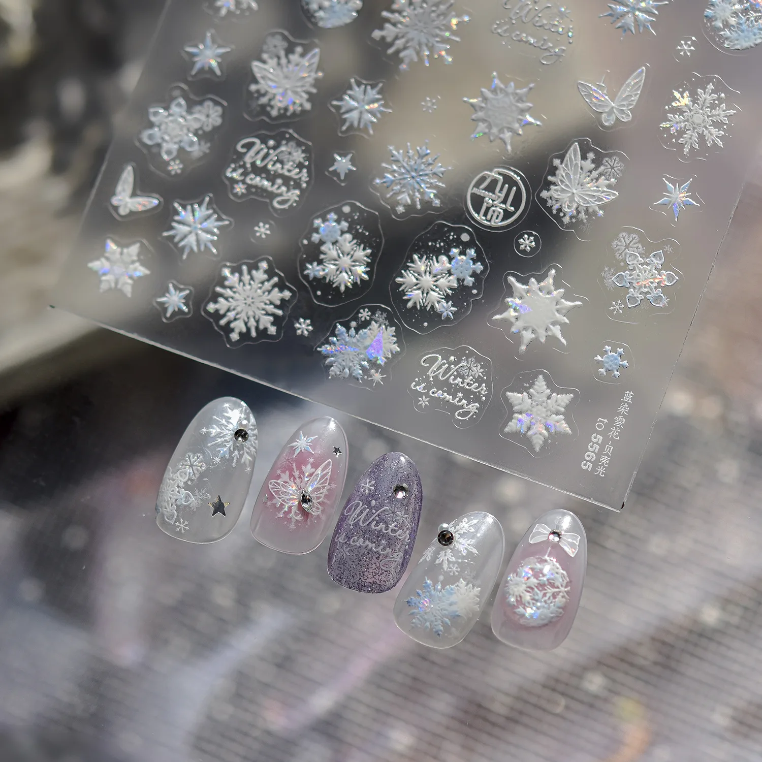 Esqustici adesivi per unghie farfalla fiocco di neve 5D Shell Light Winter Dreamy Nails Art Decor Stickers Decalcomanie per unghie Capodanno fai da te