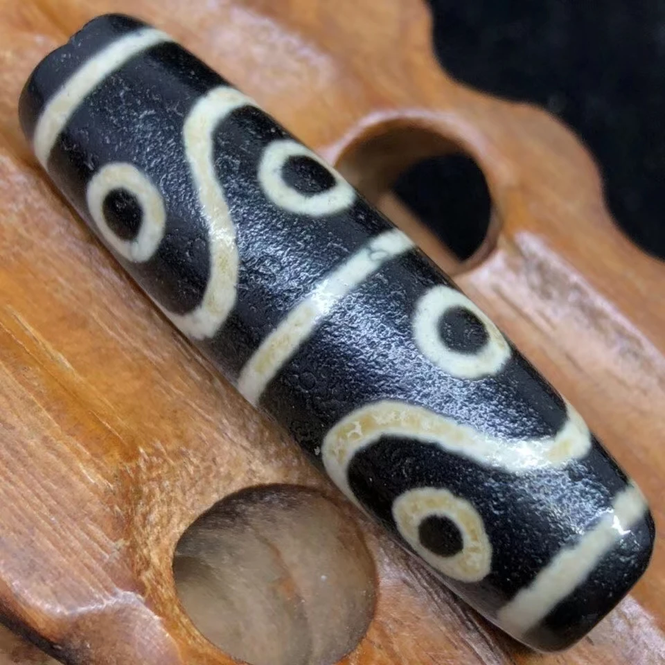 Natural Tibet Dzi Bead Pendant 8 Eyes Symbol Energry Amulet Lucky Hanging Auspiciousness Talisman