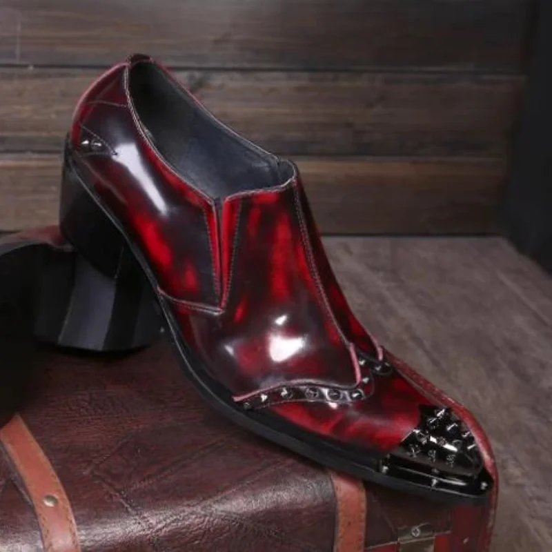 

Мужская обувь с заклепками, мужские лоферы на массивном высоком каблуке с острым носком, лоферы из лакированной кожи, Tacones, заклепки Chassure Hommes, неглубокие Zapatos